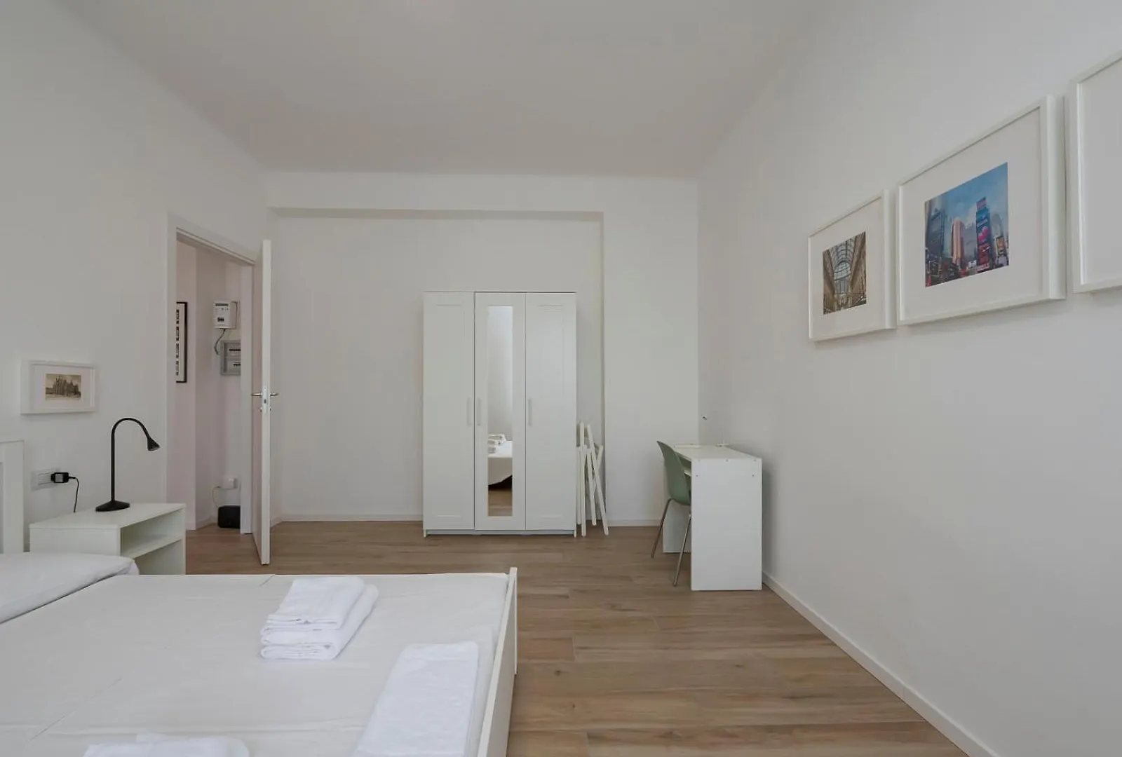 Milano 4 Pax - Via Brioschi, 94 Apartment 0*, Milan