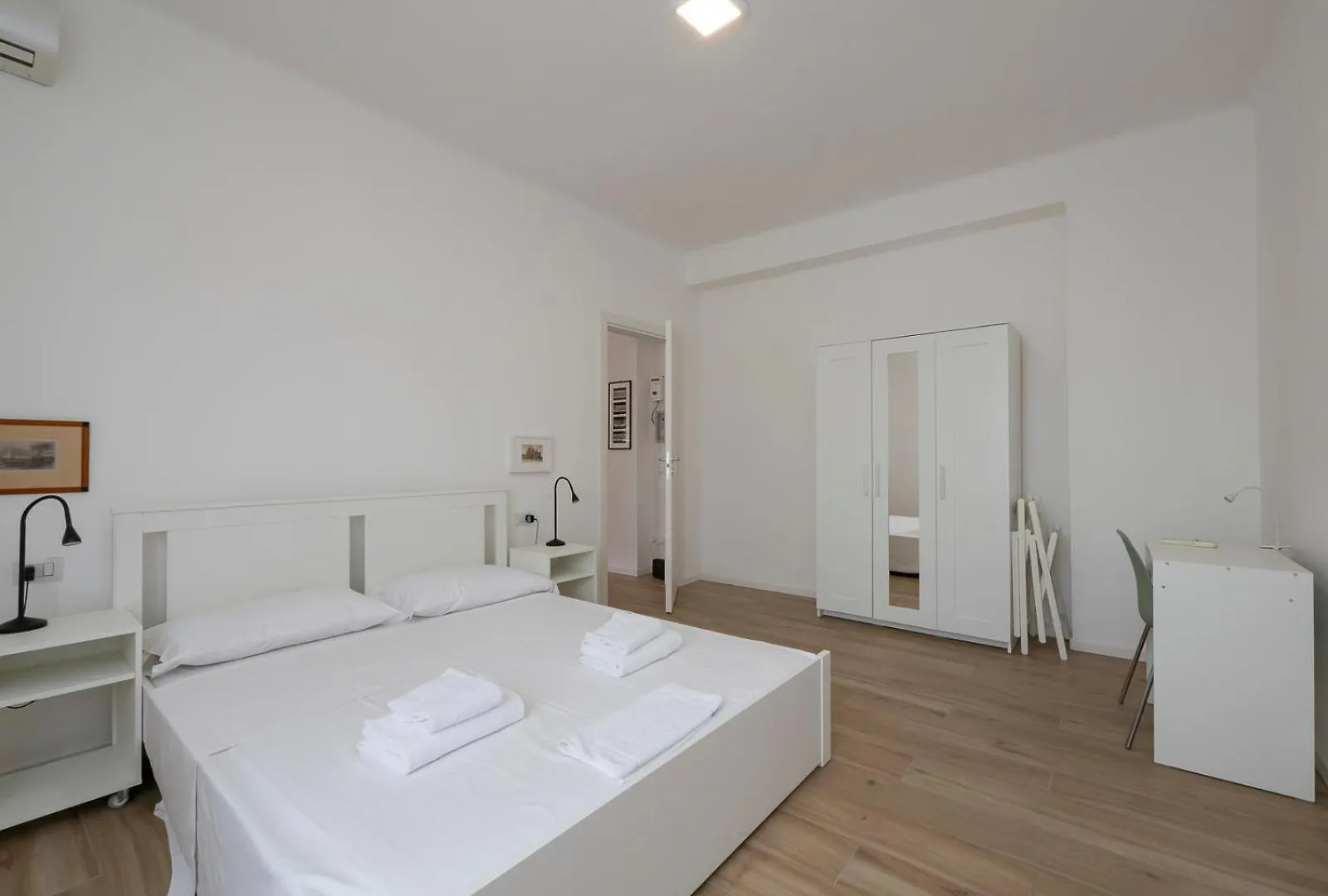 Milano 4 Pax - Via Brioschi, 94 Apartment 0*, Milan Italy
